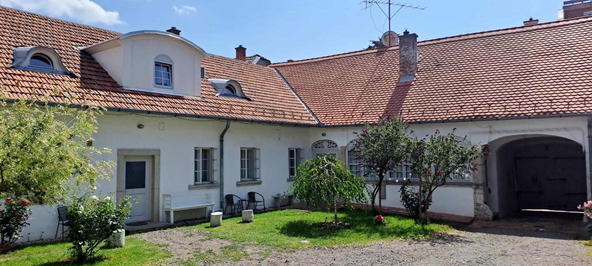 Plitzner Belvarosi Apartmanhaz Eger Extérieur photo