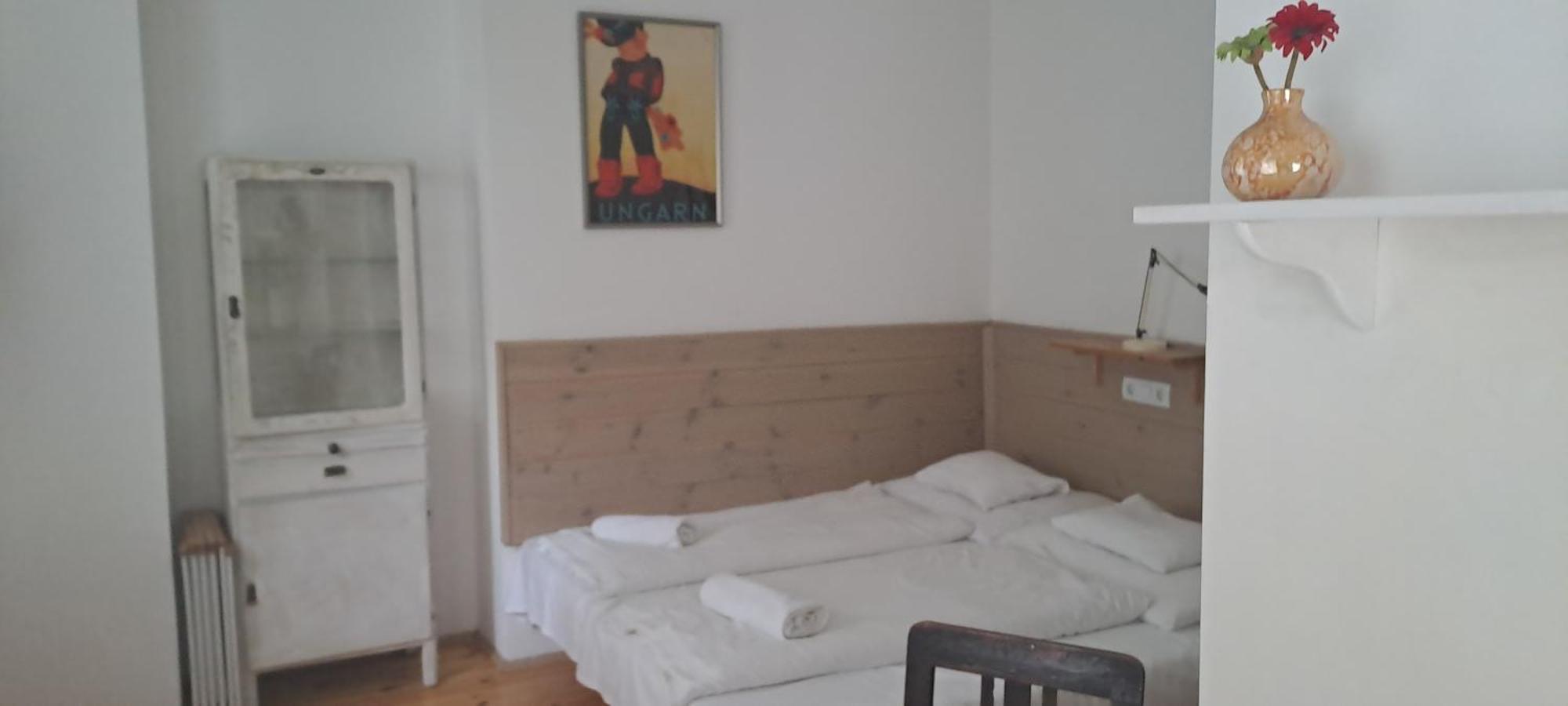 Plitzner Belvarosi Apartmanhaz Eger Extérieur photo